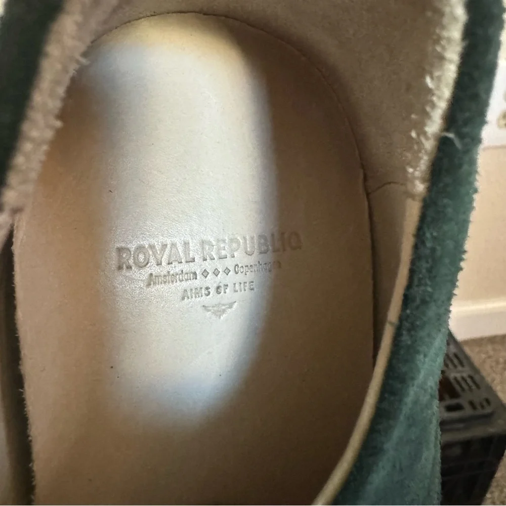 Royal Republiq Aims of Life Amsterdam Green Suede Men's Shoes